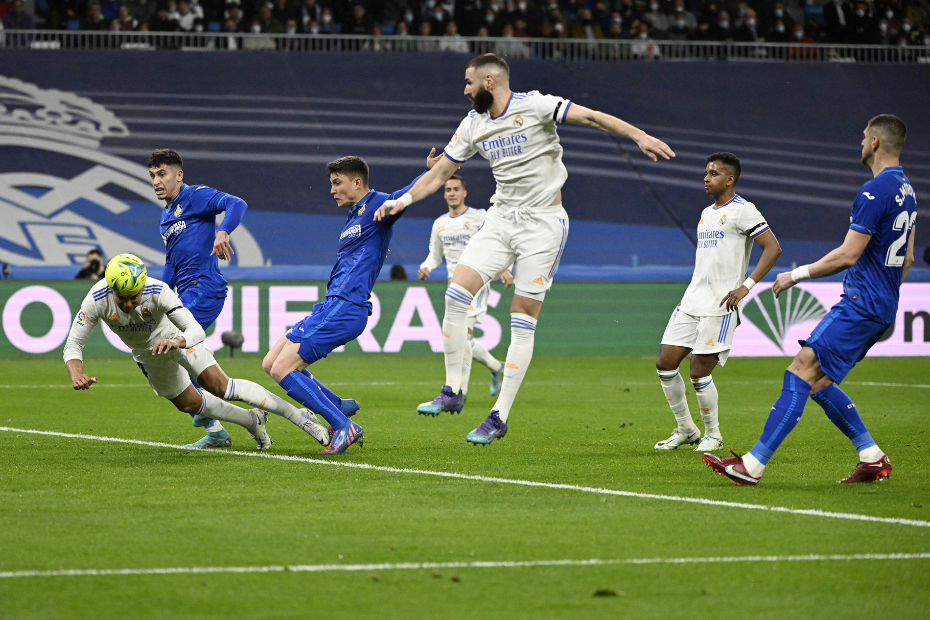 Thắng dễ Getafe, Real Madrid tiến gần đến ngôi vô địch La Liga